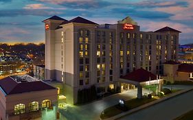 Hampton Inn And Suites Kansas City Country Club Plaza